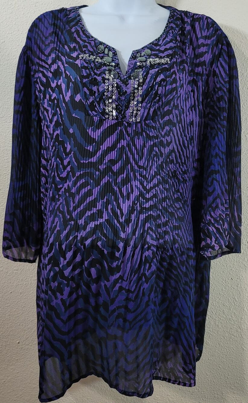 Maggie Barnes Purple Black Accordion Pleat Beaded Bodice Top 16W Lightweight